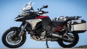 2025-ducati-multistrada-v4-luxury-adventure-bike-engine-tech